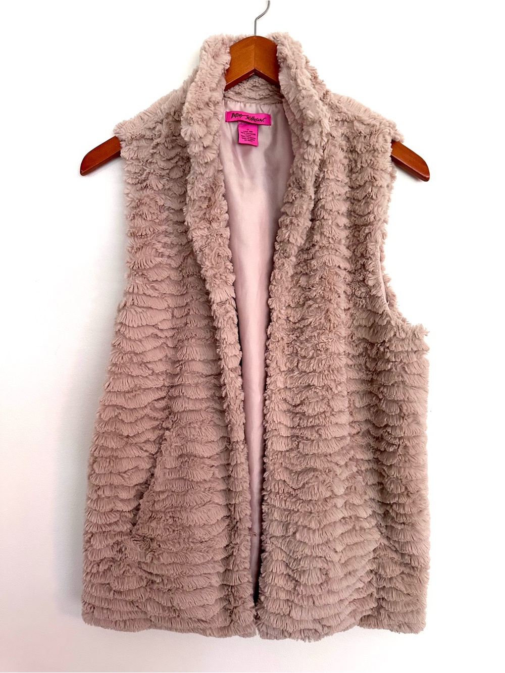 Betsey Johnson Taupe Plush Faux Fur Open Vest size Medium